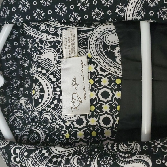 Size Medium RD style Blazer - Picture 2 of 6